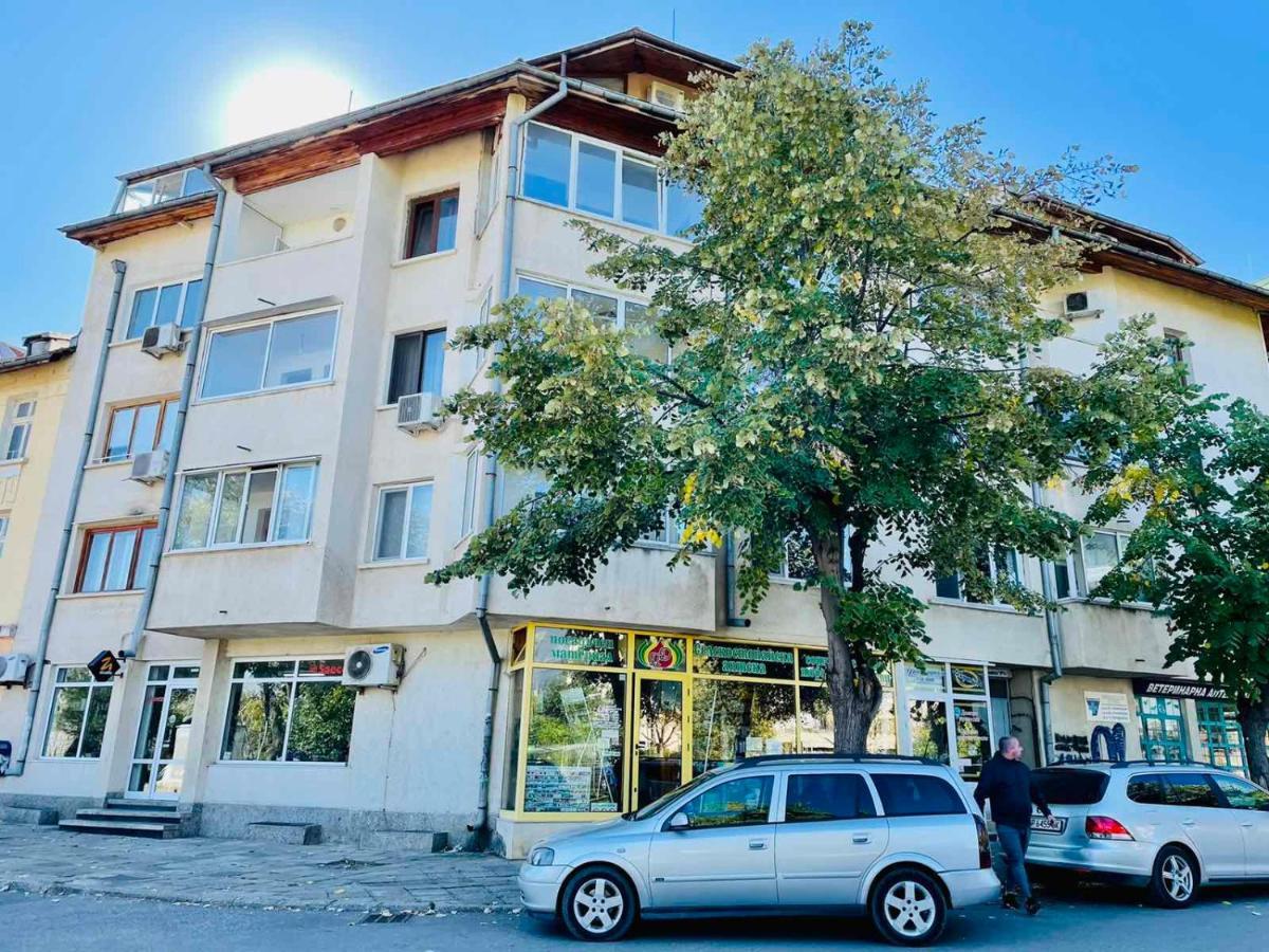 Panorama-М Apartment Vratsa ภายนอก รูปภาพ