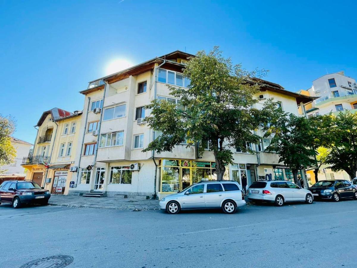 Panorama-М Apartment Vratsa ภายนอก รูปภาพ